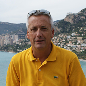 +39.335.24.96.67<br>
sisimmobiliare.massimo@gmail.com